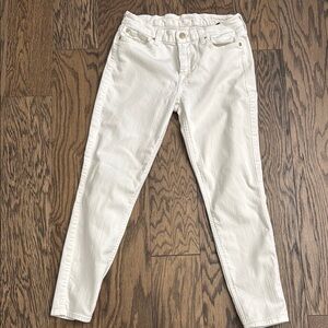 Women's White Jeans. 7 for all mankind.